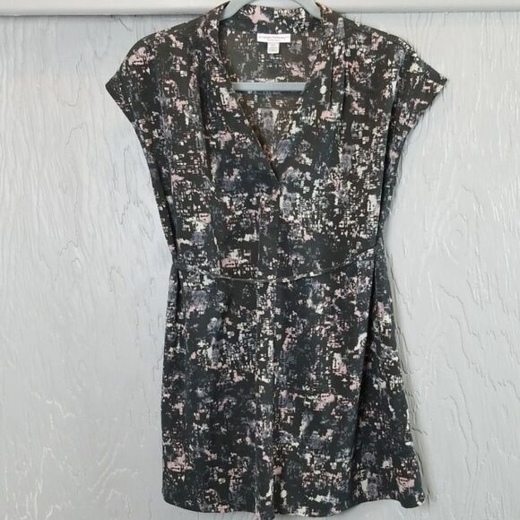 🖤 5/$20 🖤 LIZ LANGE MATERNITY top - Picture 1 of 7